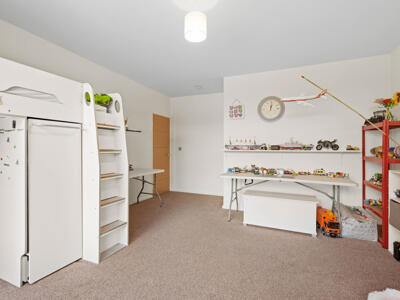 Picture 30